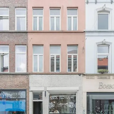Ruime In Centrum Voor 4 Daire